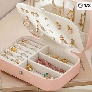 Elegant Pink Jewelry Box Travel NIP